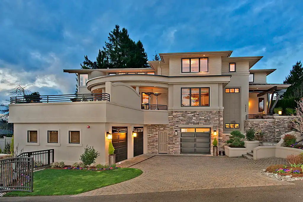 Home Exteriors | Lochw...